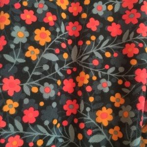 ✨SALE✨ LuLaRoe OS Leggings